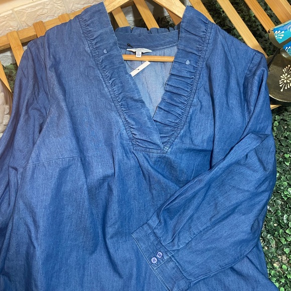 Crown & Ivy Denim Tops. Size- L - Picture 3 of 11